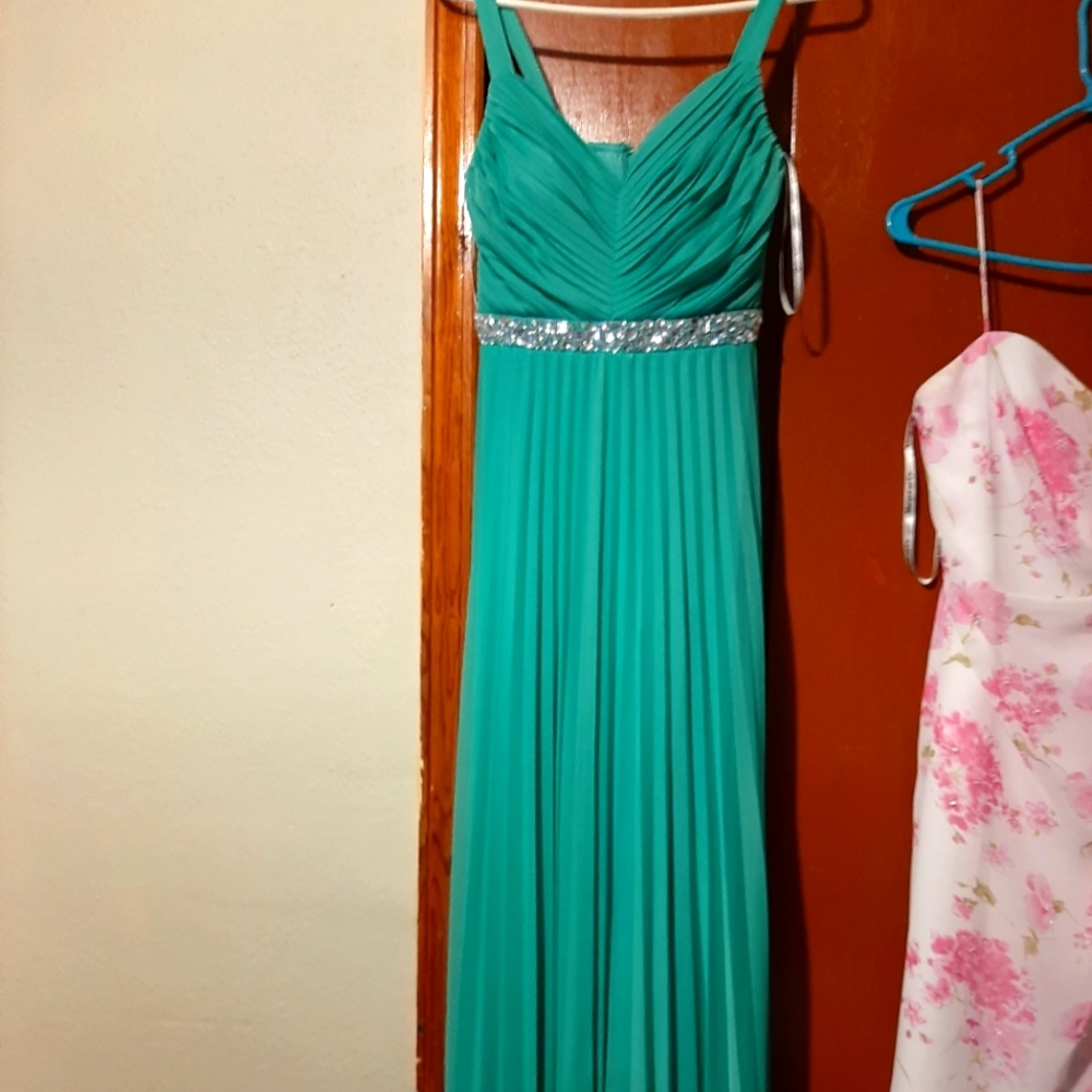 Size 7 formal dress